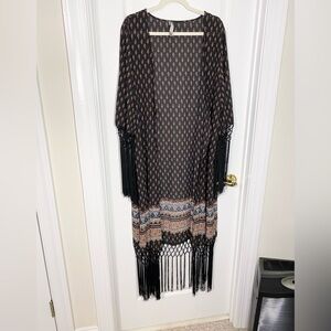 Essue Long Fringe Trim Patterned Duster Kimono Black Large